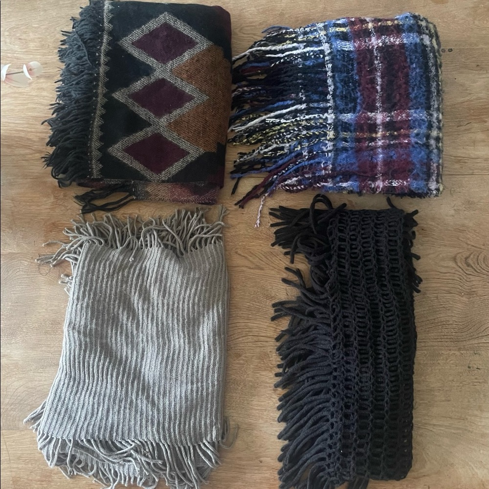 Scarf bundle!!!